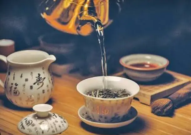 上海吃喝玩乐推荐：解锁魔都美食打卡与同城交友指南的终极玩法